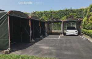 伸縮式帆布車庫