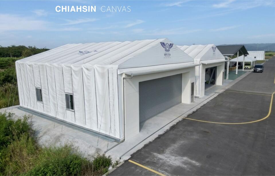 多向移動式伸縮帆布倉庫