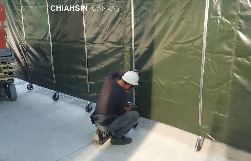 多向移動式伸縮帆布倉庫